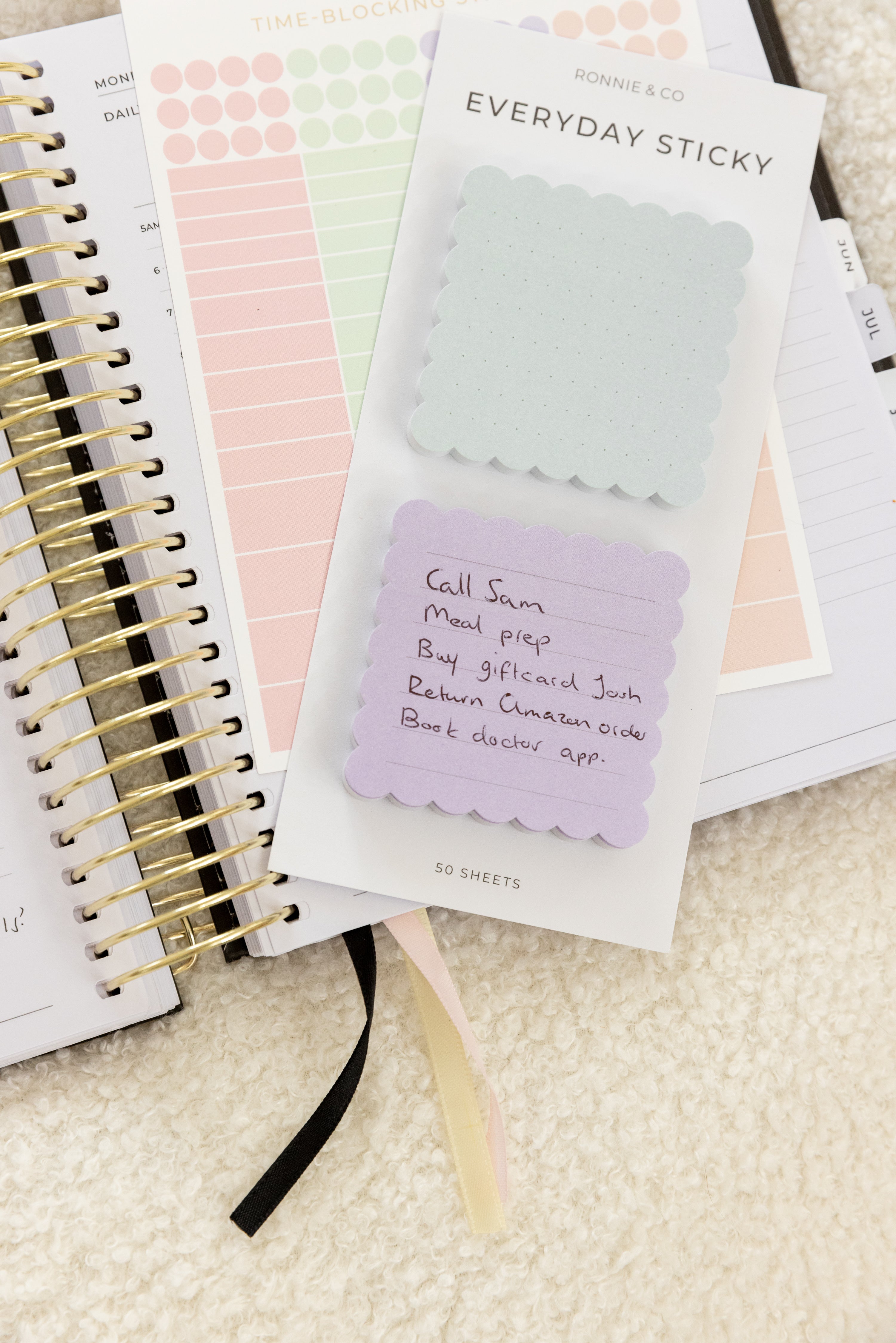 Everyday Sticky Note - Scalloped Edge