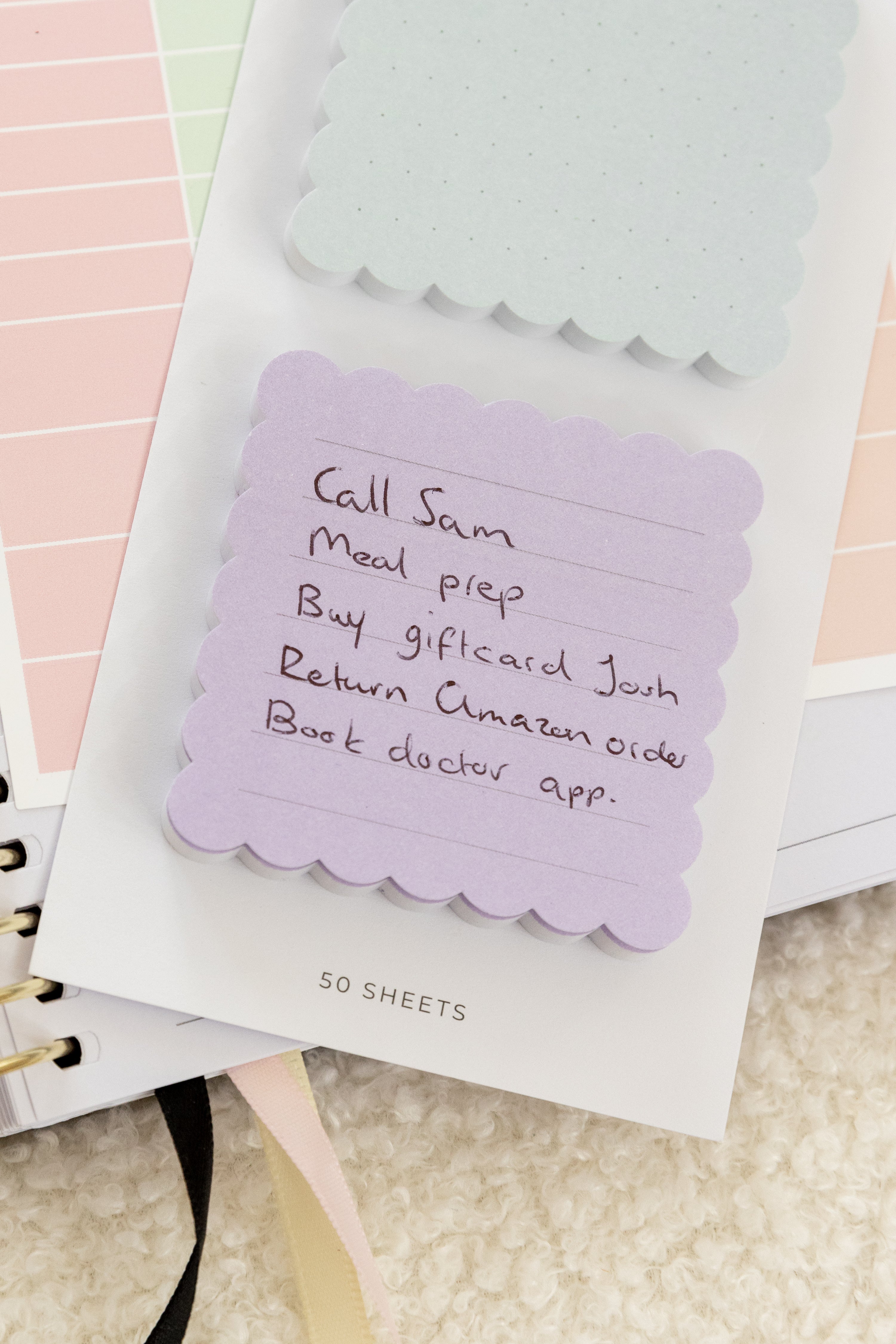 Everyday Sticky Note - Scalloped Edge