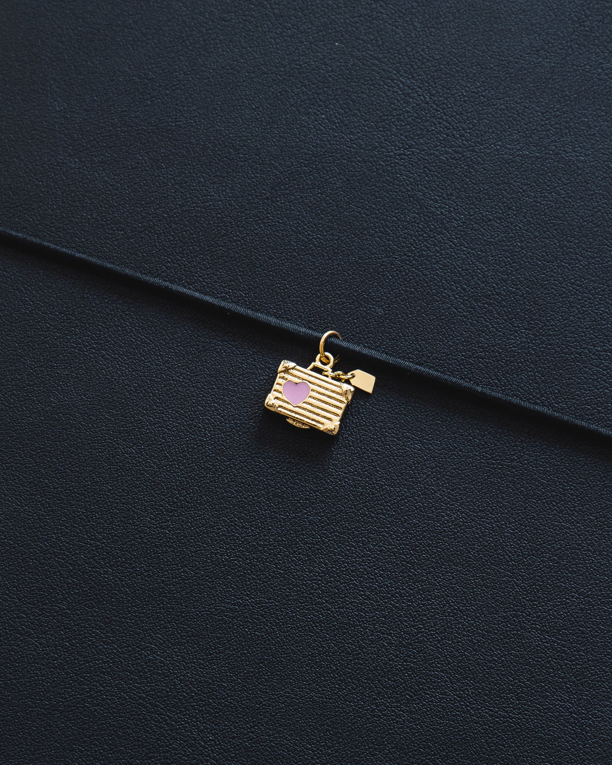 Folio Pink Heart Luggage Charm